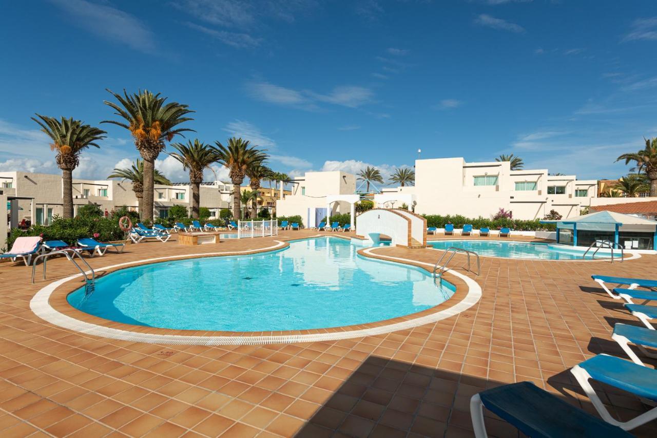Homeforguest Apartamento 15 Con Terraza Y Piscina En كوراليهو المظهر الخارجي الصورة