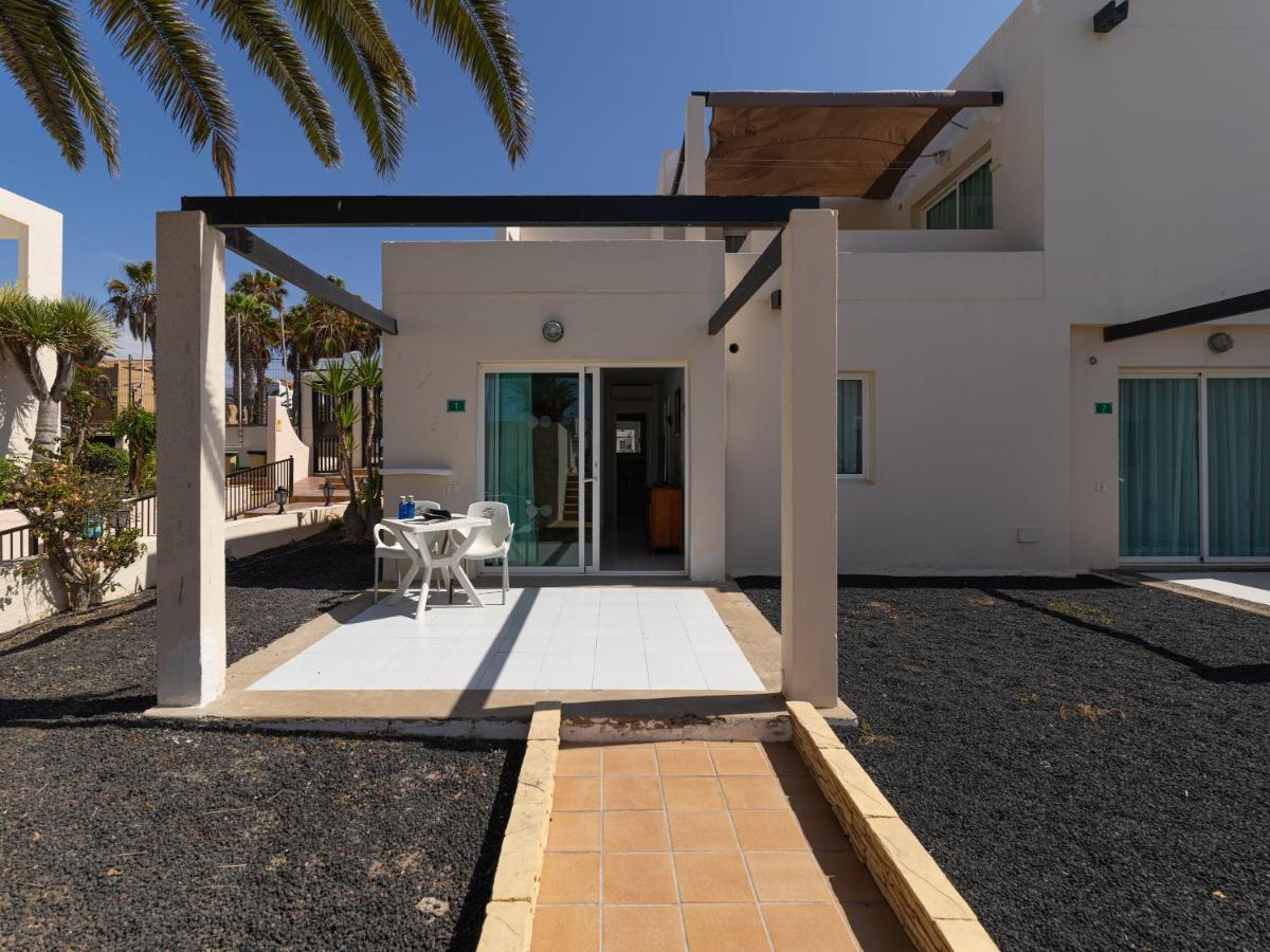 Homeforguest Apartamento 15 Con Terraza Y Piscina En كوراليهو المظهر الخارجي الصورة