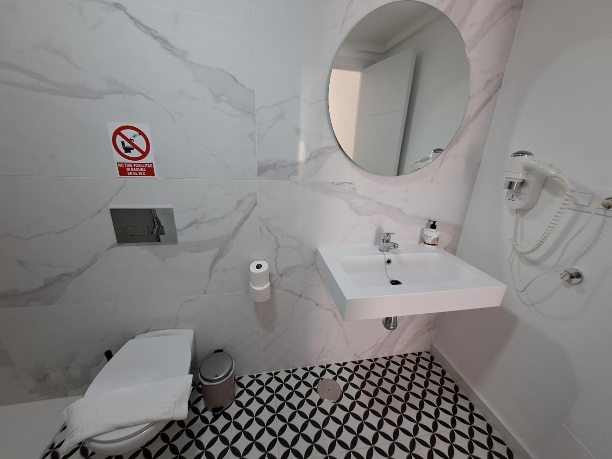 Homeforguest Apartamento 15 Con Terraza Y Piscina En كوراليهو المظهر الخارجي الصورة